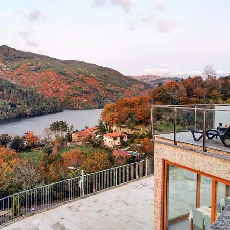 Solar Do Cavado Lodge *