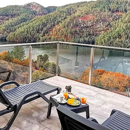 Solar Do Cavado Lodge *